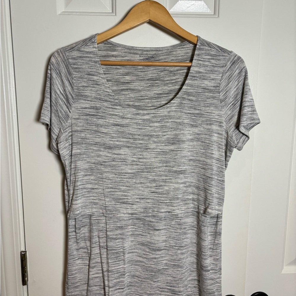 Motherhood Nursing Heathered Gray Scoop Neck Short Sleeve Top